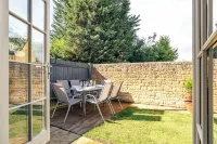 Charming 2 Bedroom Home in the Cotswolds - 2-Star