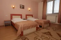 Pensiunea Maria , Floresti Hôtels à : 
