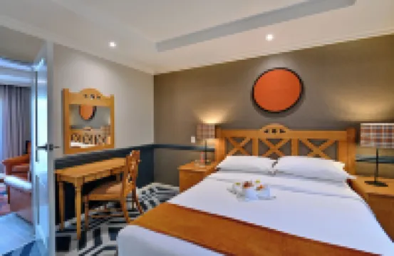 Courtyard Hotel Rosebank โรงแรมใกล้โรสแบงค์มอลล์