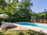 Stone House St Denis with Pool & Views - 빌라