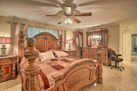 Huge Home! Close to All! Big Enclosed Yard! Park 6