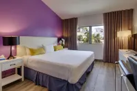 Commodore Suites Hotels in Simpson Bay