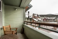 Zephyr Mountain Lodge, Condo | Ski-in/Ski-Out w/ Balcony Views (Value-Rated Condo 1516) - 발코니