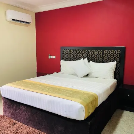 Danny's Shortlet Apartment