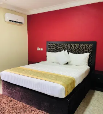 Danny's Shortlet Apartment Hotels in Oshogbo