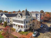 Portland’s Best Ocean Views from a 40-Foot Private Deck