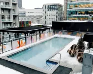 HUMANITI HOTEL MONTREAL, AUTOGRAPH COLLECTION - Family