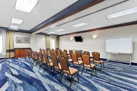 Comfort Inn & Suites Kenosha-Pleasant Prairie - 3-Star