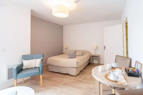 Quality Suites Bourgoin-Jallieu - 2-Star