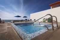 Garner Hotel MAZATLAN BEACH by IHG