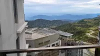 Grand Delemen by Quince Home - pemandangan pegunungan