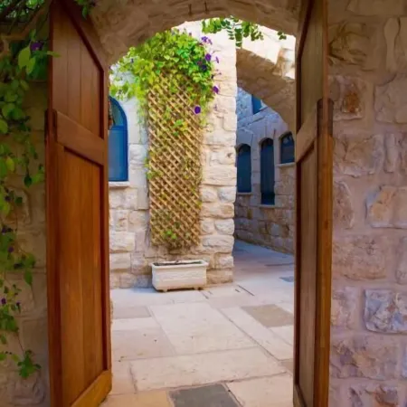 Artist Quarter Guesthouse B&B