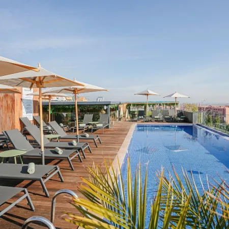 NearYo Hotels