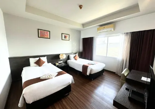 ห้องดีลักซ์เตียงใหญ่/เตียงแฝด