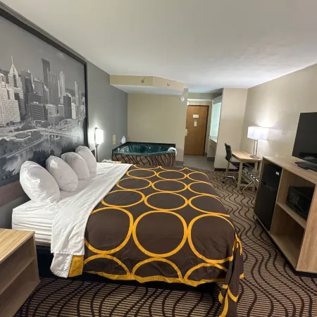 Super 8 by Wyndham Mars/Cranberry/Pittsburgh Area