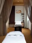 Van Phat Riverside Hotel - سبا