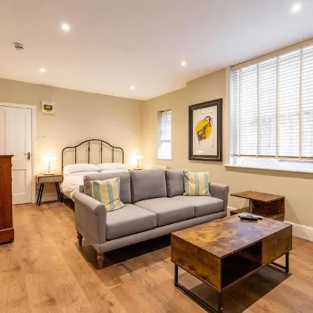 Apartment 1 Beverley House