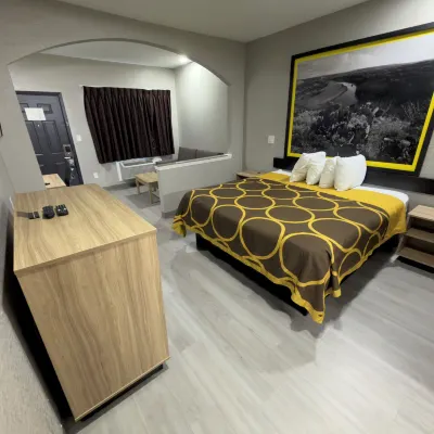 Super 8 by Wyndham Houston/Brookhollow NW Hotels near Karbach Brewing