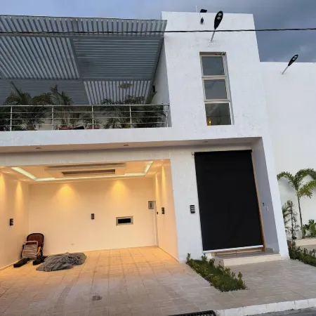 Luxurious 3-bedroom Apartment in Juan Dolio With Pool Access