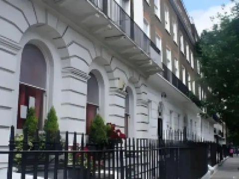 Smart Russell Square Hostel Hotels near The British Museum