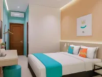 Sans Hotel Ava Palangkaraya by RedDoorz Hotels in Palangkaraya
