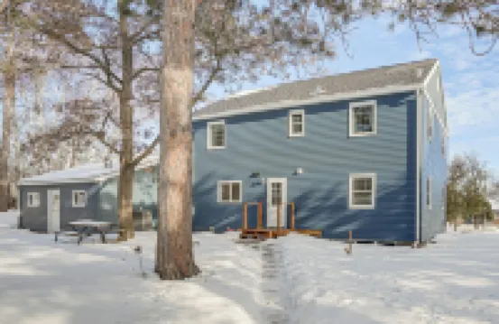 Family Fun on Lake Bemidji! Spacious Home w/ Yard