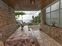 Apartment Anka Hotels in Primosten