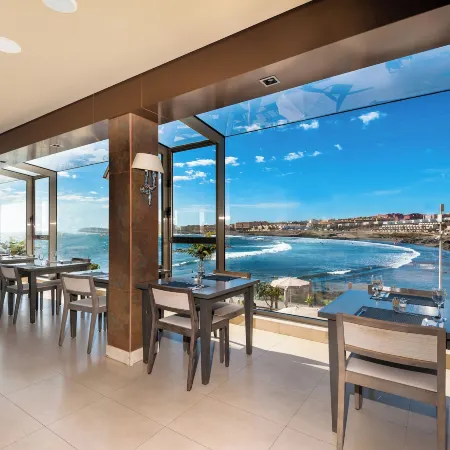 Kn Hotel Arenas del Mar Adults Only
