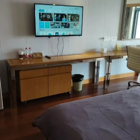Zhu Haiyan HL Apartment (Hongjiuxian Branch)