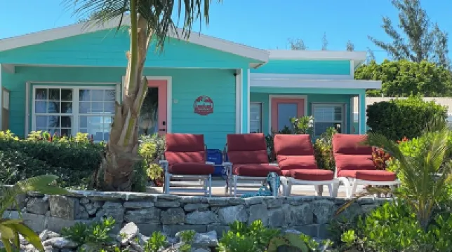 Exuma Sol - Stunning Views from this Oceanfront Beach Cottage Hotels in 