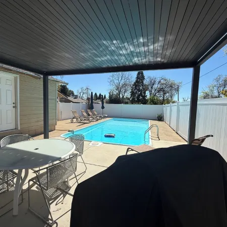 Central 3-bedroom house in Redding with Pool & Vintage Bar Room