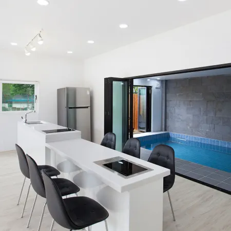 Pohang the Friends Pool Villa