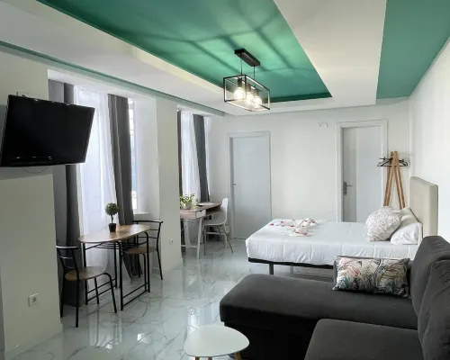 La Villa del Sastre Hotels in Vélez-Málaga