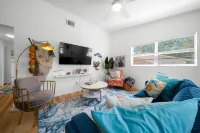 Manatee Cove Retreat | Pet-Friendly Coastal Home Sleeps 6