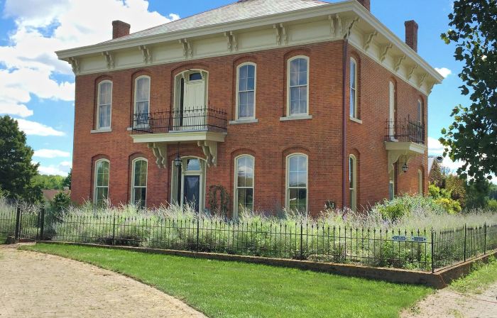 Rising Hall B&B