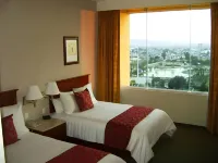 Casa Inn Business Hotel Celaya - Bãi đậu xe
