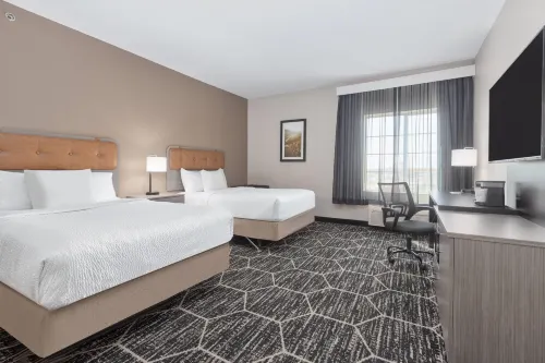 La Quinta Inn & Suites by Wyndham Fairfield TX