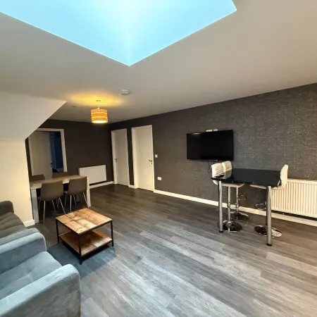 Magna House