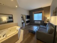Best Western Plus 1000 Islands Hotel & Suites Hotels in Gananoque