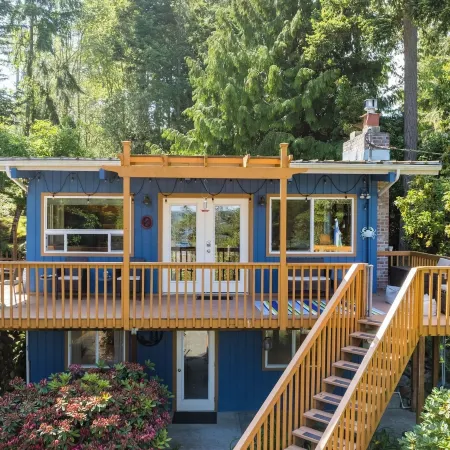 Mid-Century Beach Cabin by AvantStay