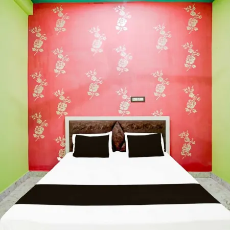 Hotel Aryanandan - Near Ram Mandir