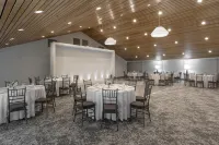The Belamar Hotel Manhattan Beach, Tapestry Collection by Hilton - breakfast