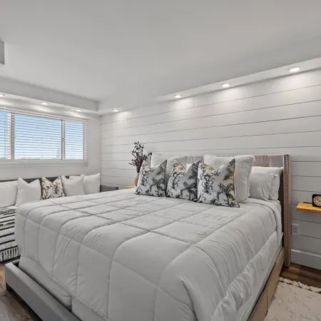 Summit 803 - Luxury Beach Resort Condo *1-6 People