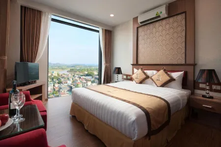 Royal Palace Hotel