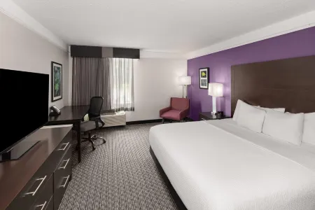La Quinta Inn & Suites by Wyndham Austin Round Rock