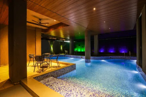 6BHK Pearl Drops Villa Igatpuri Heated Pool - สระว่ายน้ำส่วนตัว