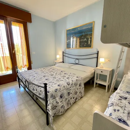 Spacious beachside flat with terrace