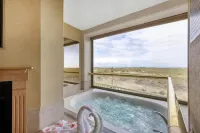 Best Western Plus Ocean View Resort - balcony