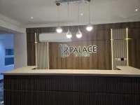 Bruce Palace Hotel - 2-Star