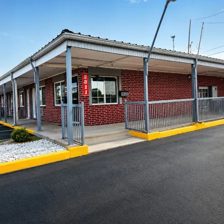Ameristay Inn & Suites